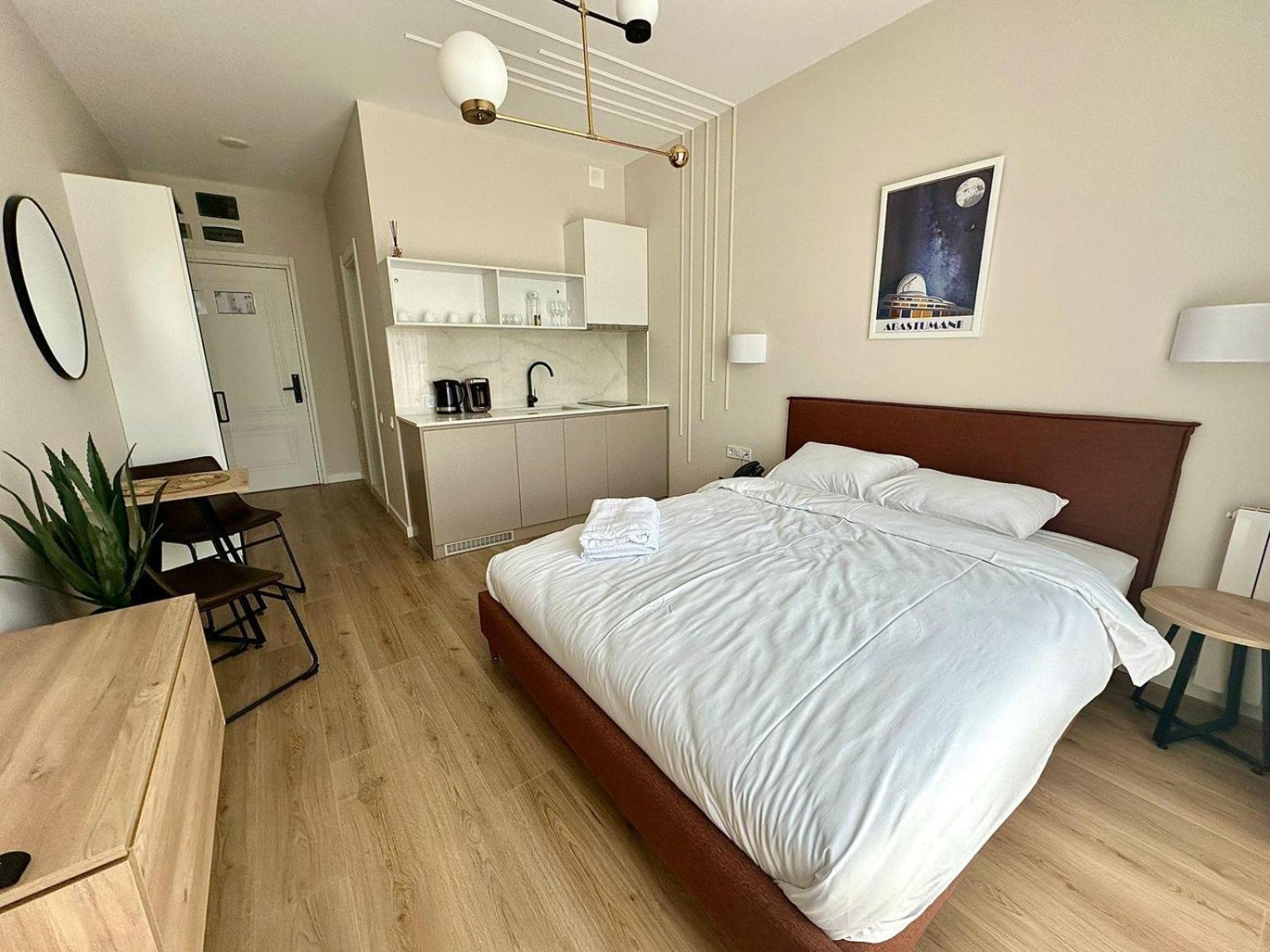 Nova Concierge Aparthotel Батуми Номер фото