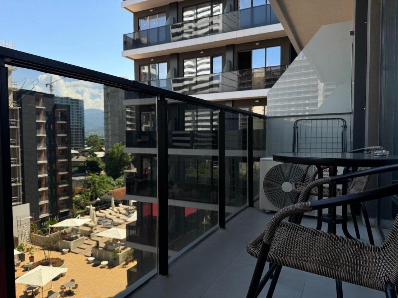 Nova Concierge Aparthotel Батуми Экстерьер фото